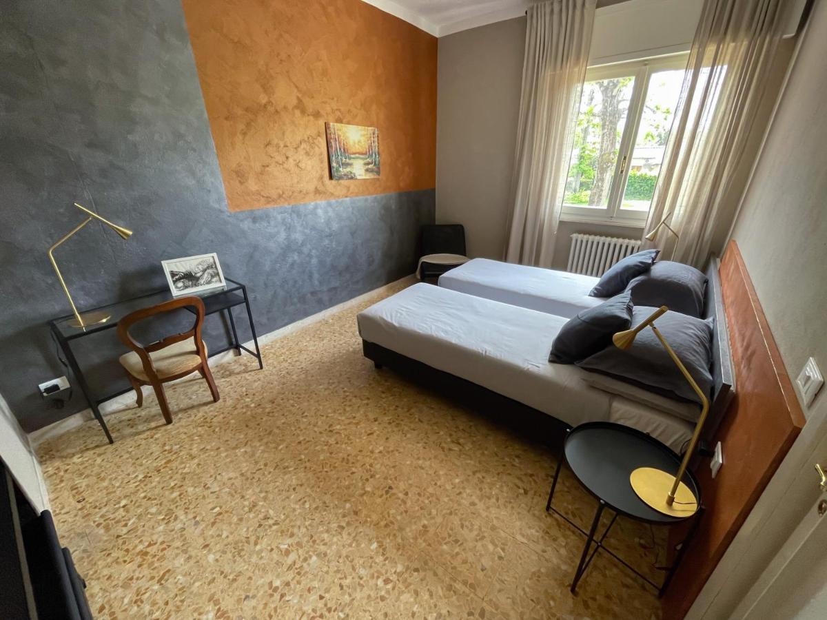 פיזה Appartamento In Villa A Tirrenia, Eleganza E Comfort A Pochi Passi Dal Mare מראה חיצוני תמונה